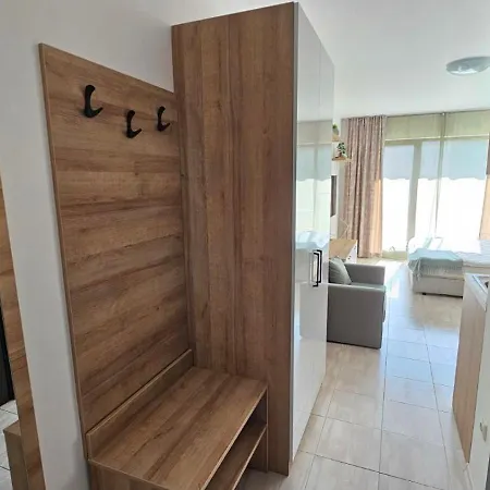 Vladan Apartment *